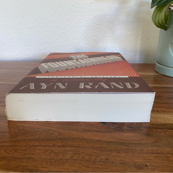 The Fountainhead by Ayn Rand, Paperback - Picture 6 of 8